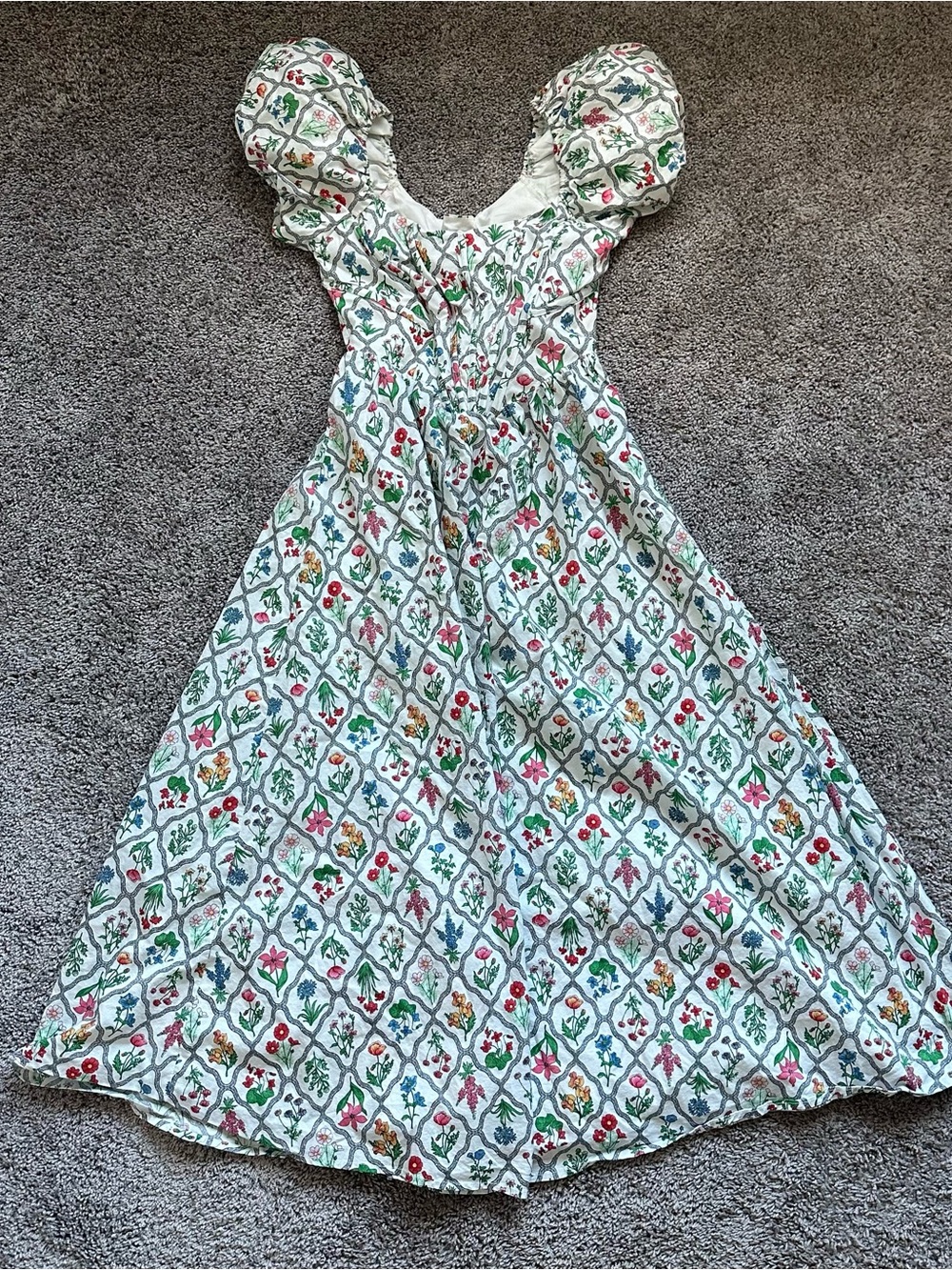 Moon River White Floral Maxi Dress with Multicolor Print